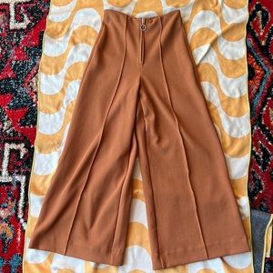 Cropped Wide Leg Pants